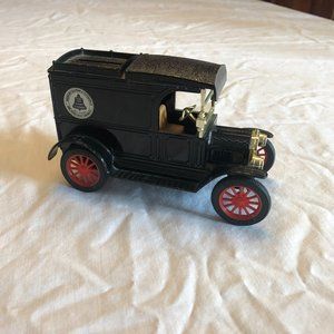 ERTL AT&T 1913 Ford Model T Bank